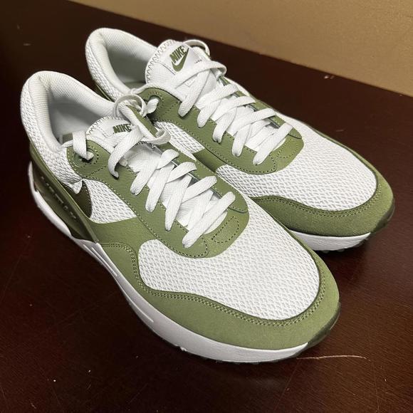 Nike Air Max SYSTM Men's Casual Shoes White/Olive Oil Green FD0782-100 Size 11.5 - Picture 2 of 6